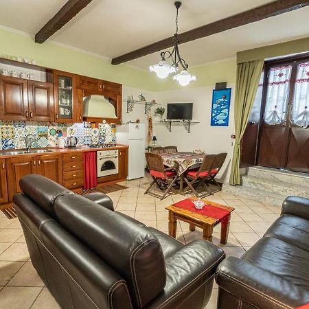 Casarella Chiara Apartment Наполи Екстериор снимка