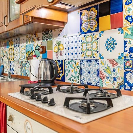 Casarella Chiara Apartment Наполи Екстериор снимка