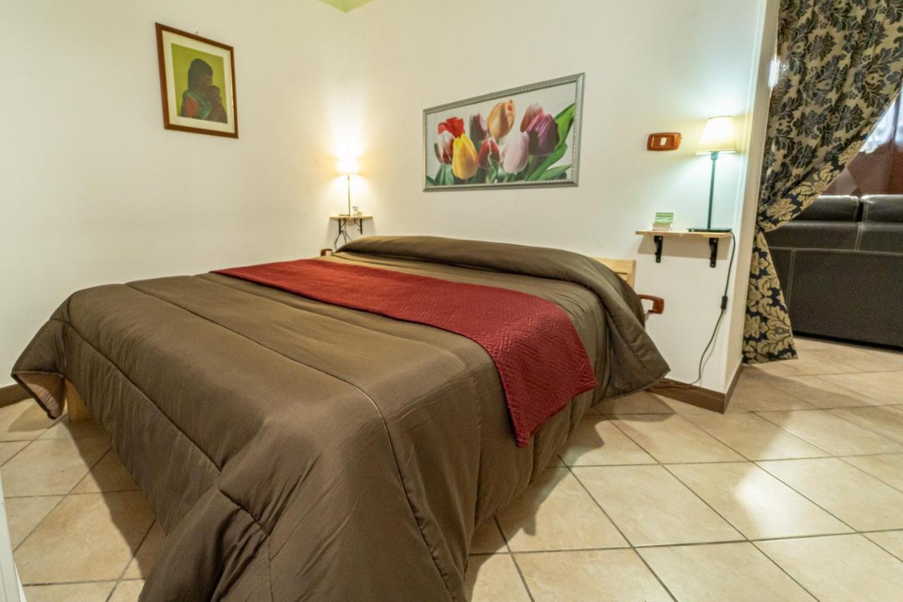 Casarella Chiara Apartment Наполи Екстериор снимка