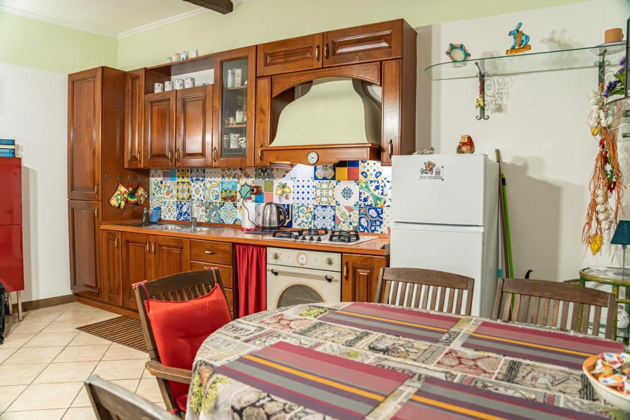 Casarella Chiara Apartment Наполи Екстериор снимка